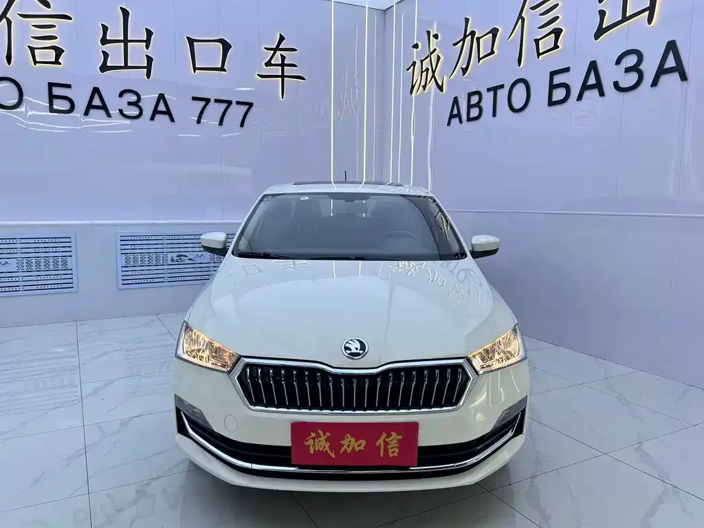 Skoda Rapid — фото 2