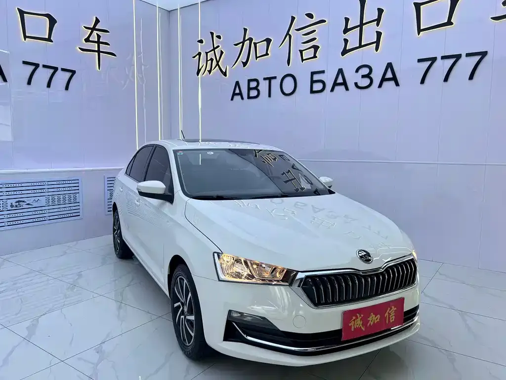 Skoda Rapid — фото 3