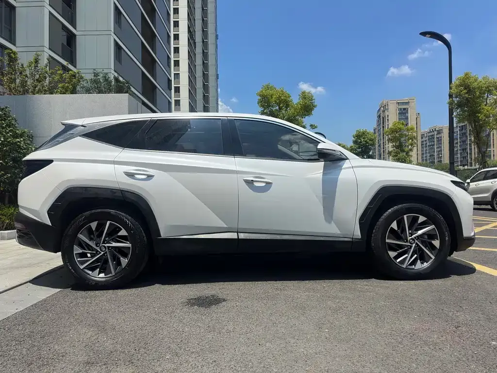 Hyundai Tucson — фото 8