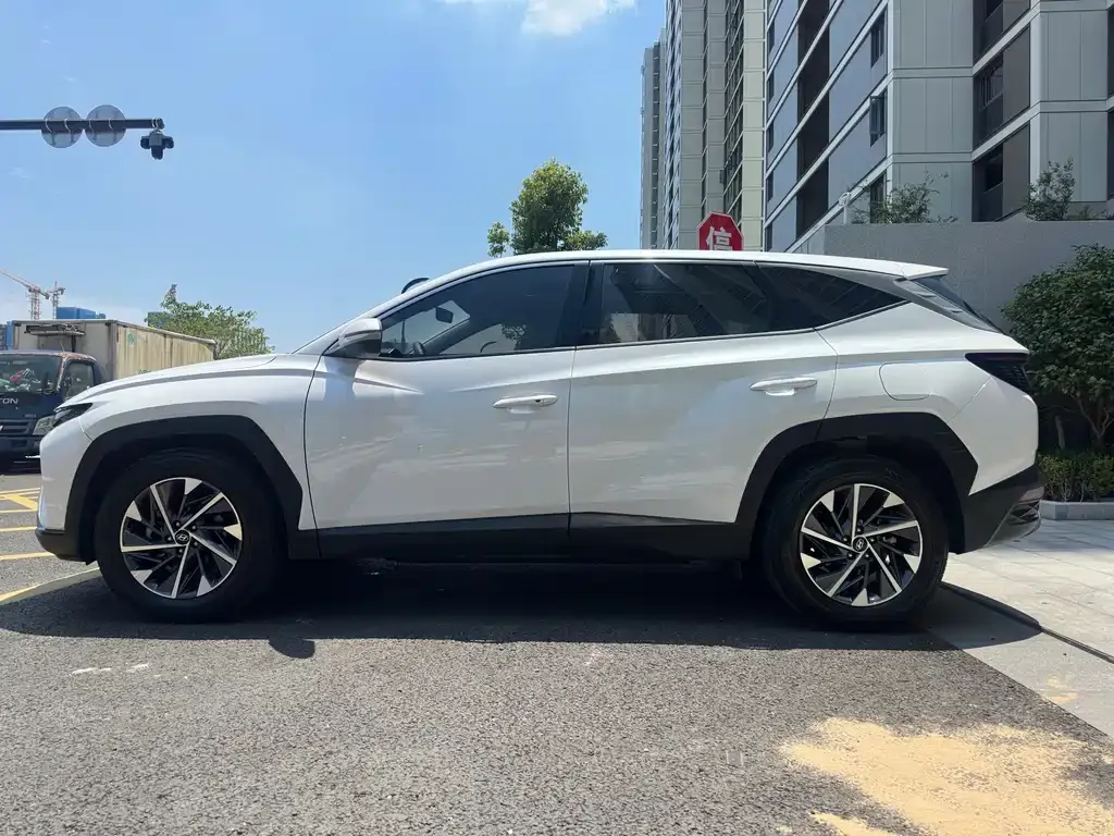 Hyundai Tucson — фото 4