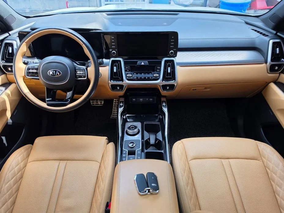 Kia Sorento — фото 3