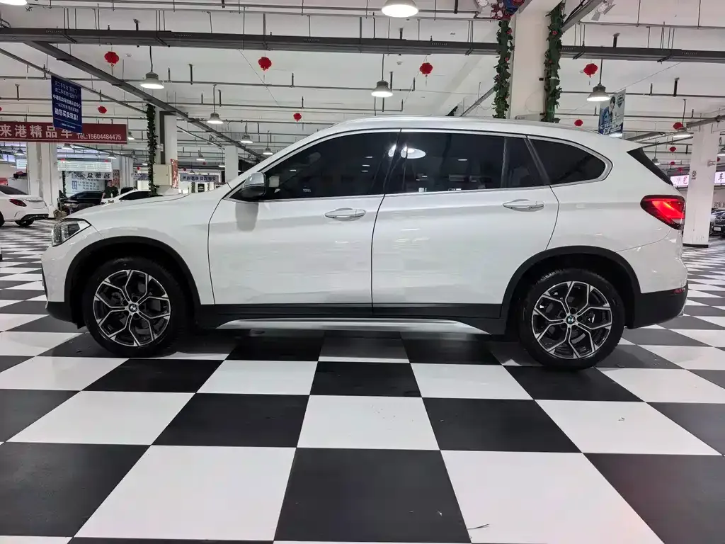 BMW X1 — фото 2