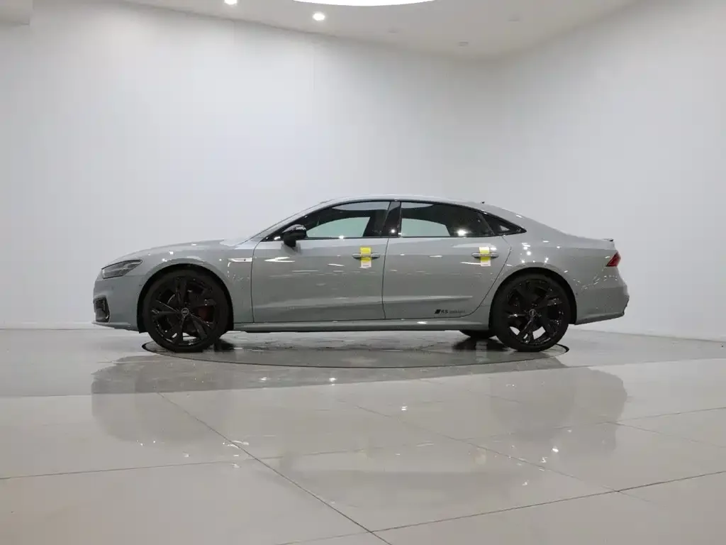 Audi A7L — фото 10