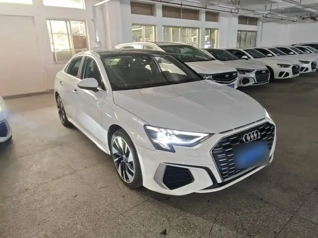 Audi A3 — фото 2