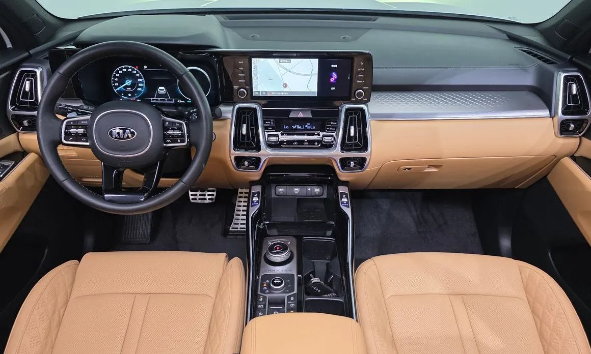 Kia Sorento — фото 10