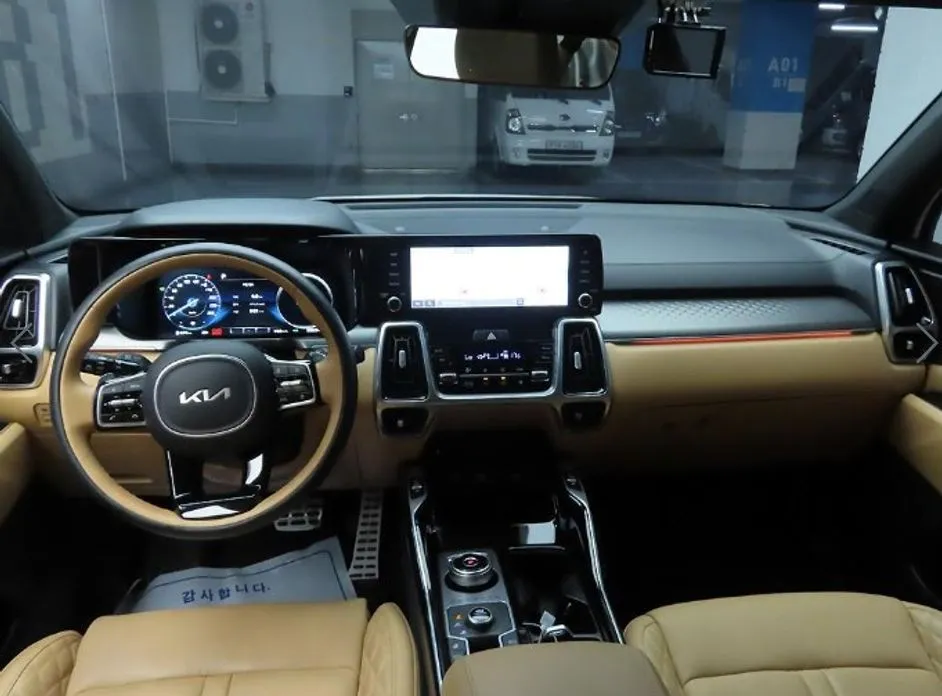 Kia Sorento — фото 7