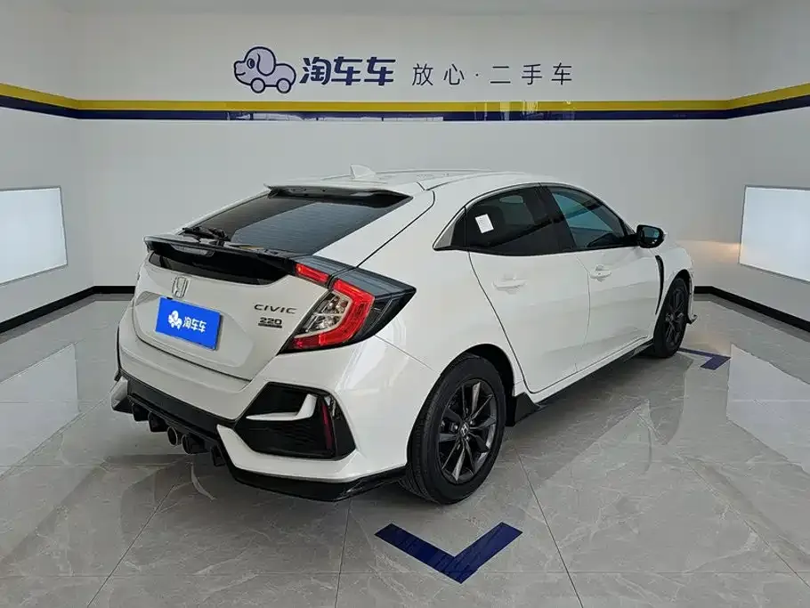 Honda Civic — фото 8