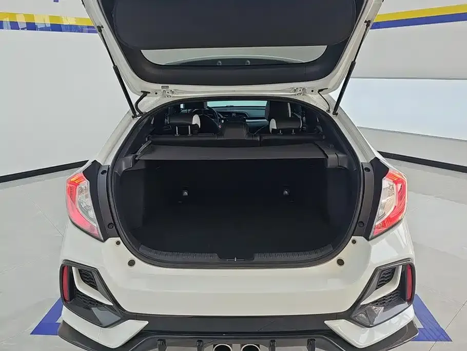 Honda Civic — фото 10