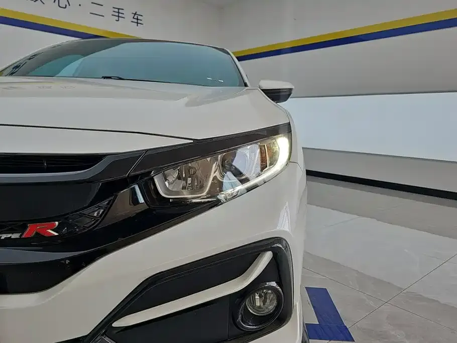 Honda Civic — фото 4