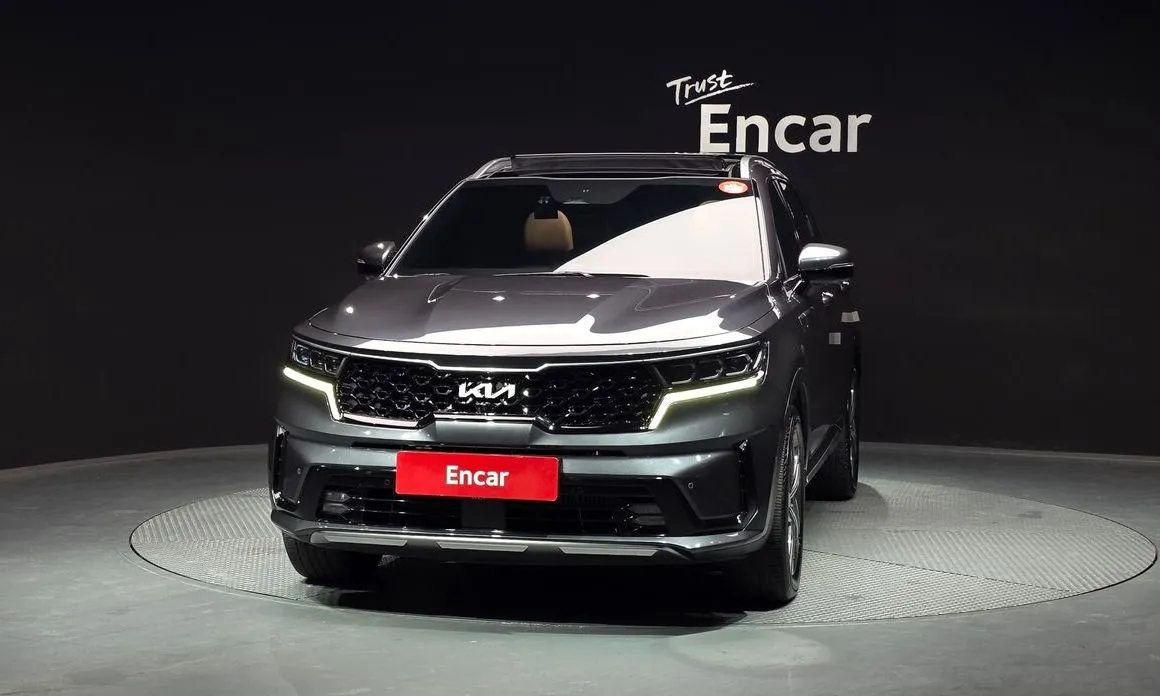 Kia Sorento — фото 7