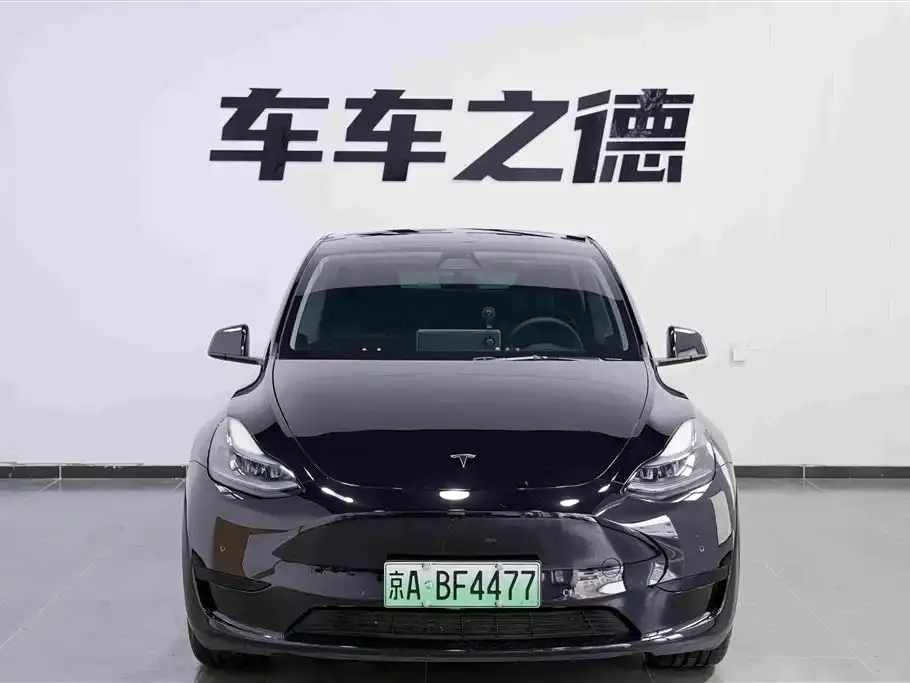 Tesla Model Y — фото 4