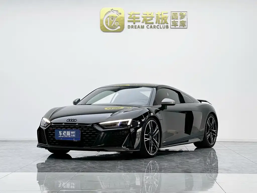 Audi R8 — фото 1