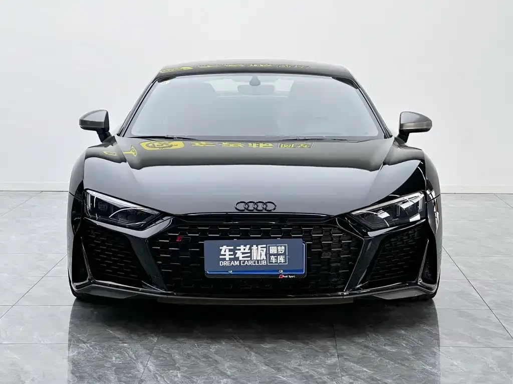 Audi R8 — фото 5
