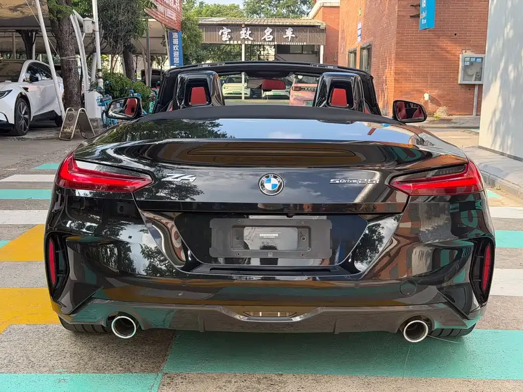 BMW Z4 — фото 9