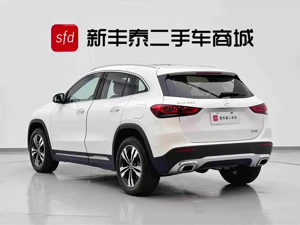 Mercedes-Benz GLA — фото 5