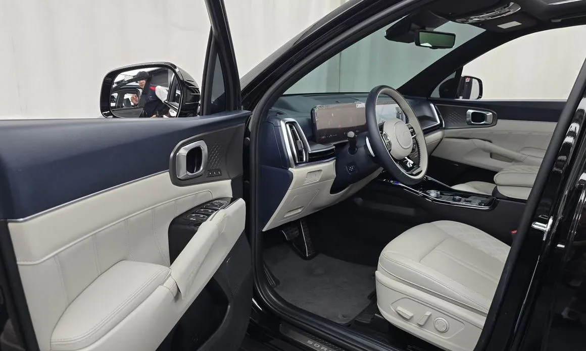Kia Sorento — фото 7
