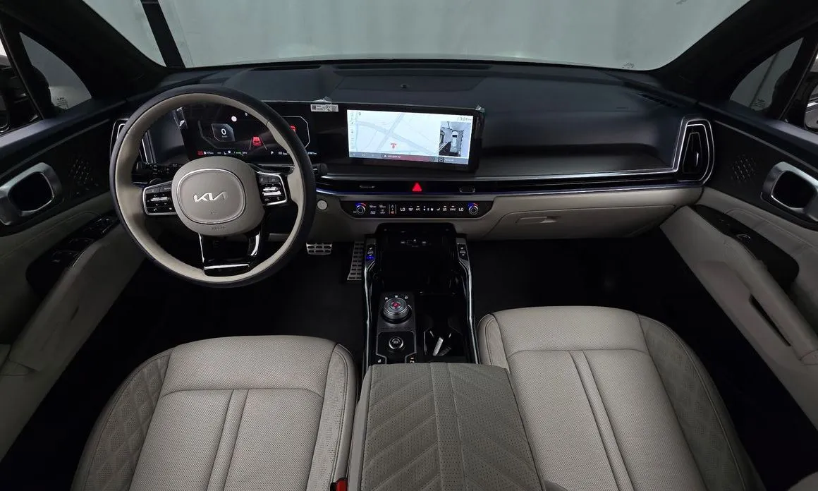 Kia Sorento — фото 6