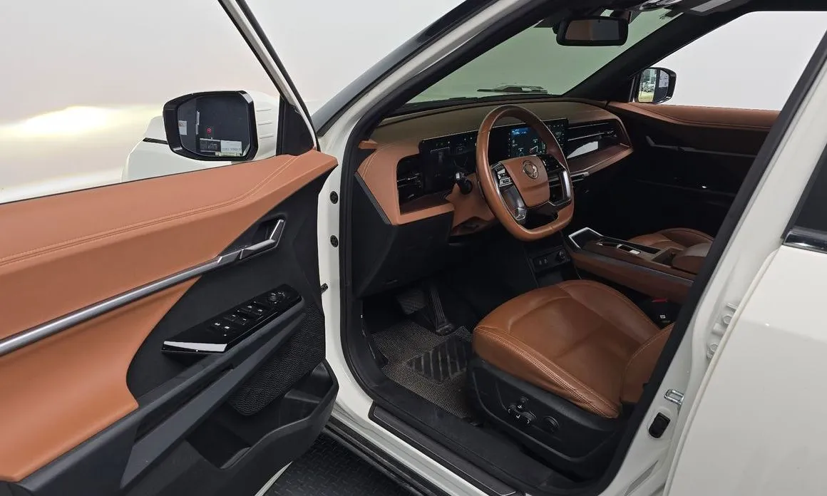 KG Mobility (Ssangyong) Torres — фото 7