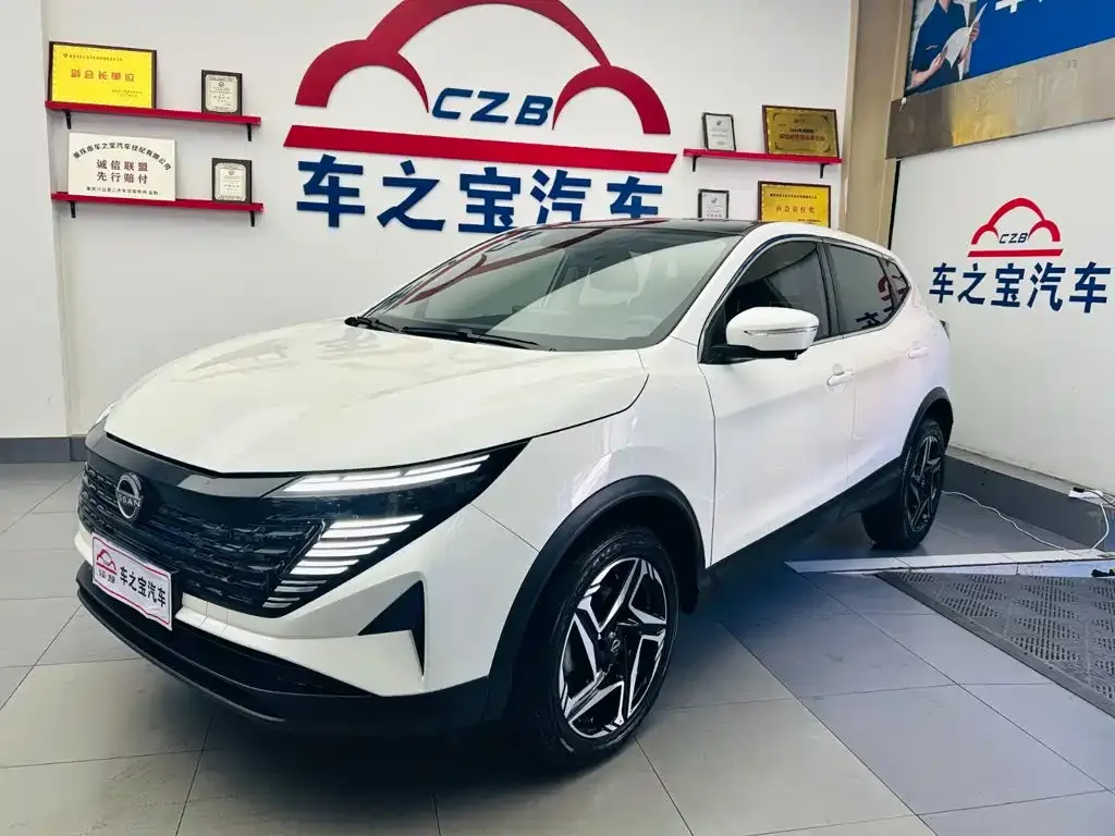 Nissan Qashqai — фото 1
