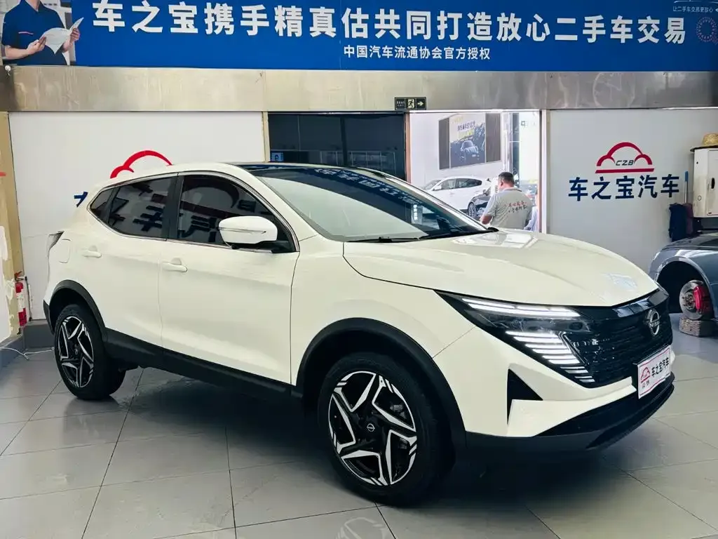 Nissan Qashqai — фото 9