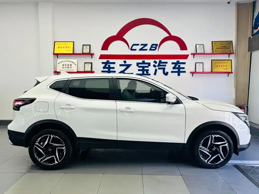 Nissan Qashqai — фото 4