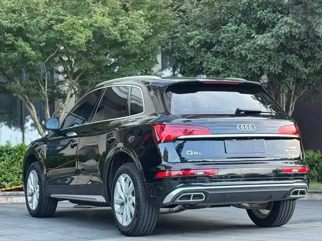 Audi Q5L — фото 4