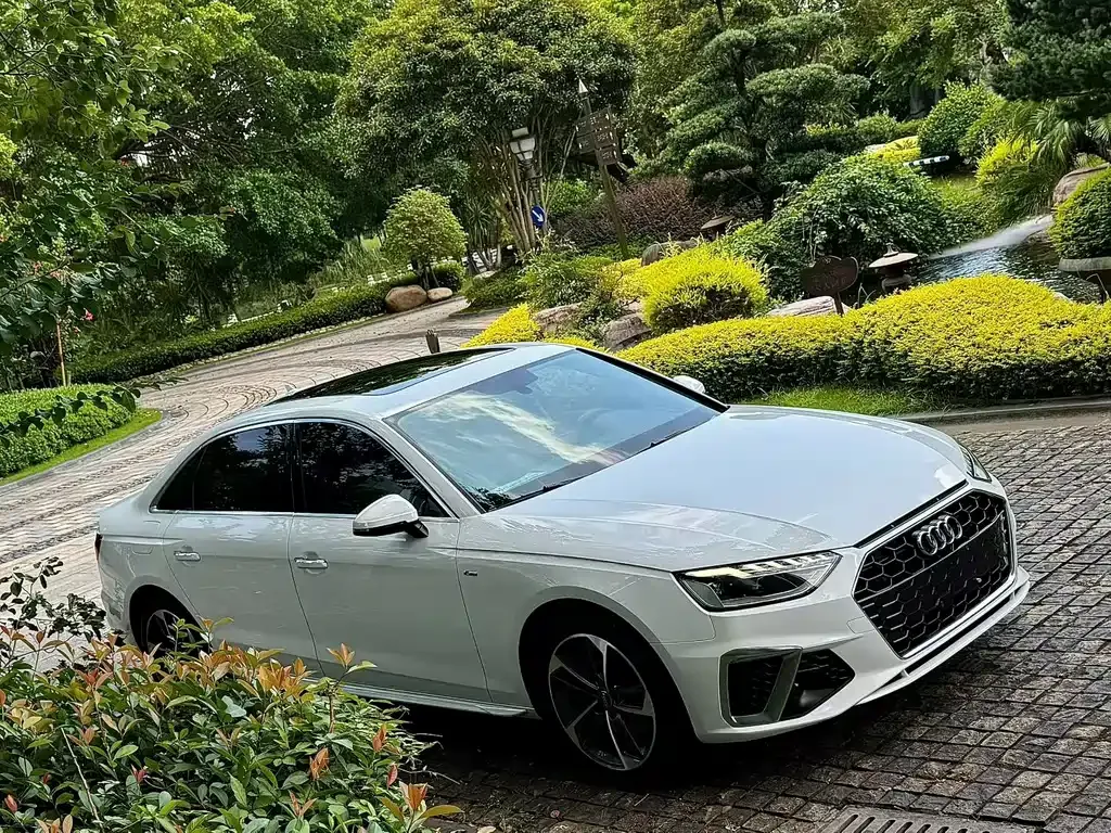 Audi A4L — фото 8