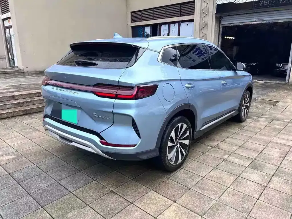 BYD PLUS New Energy — фото 9