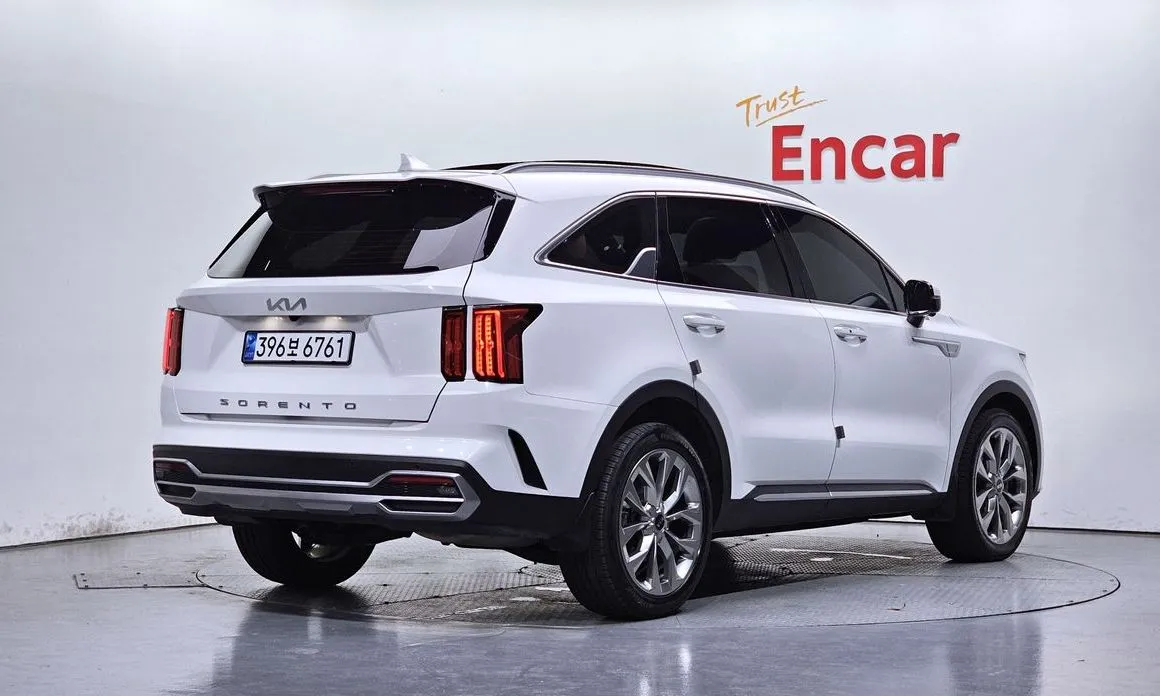 Kia Sorento — фото 6