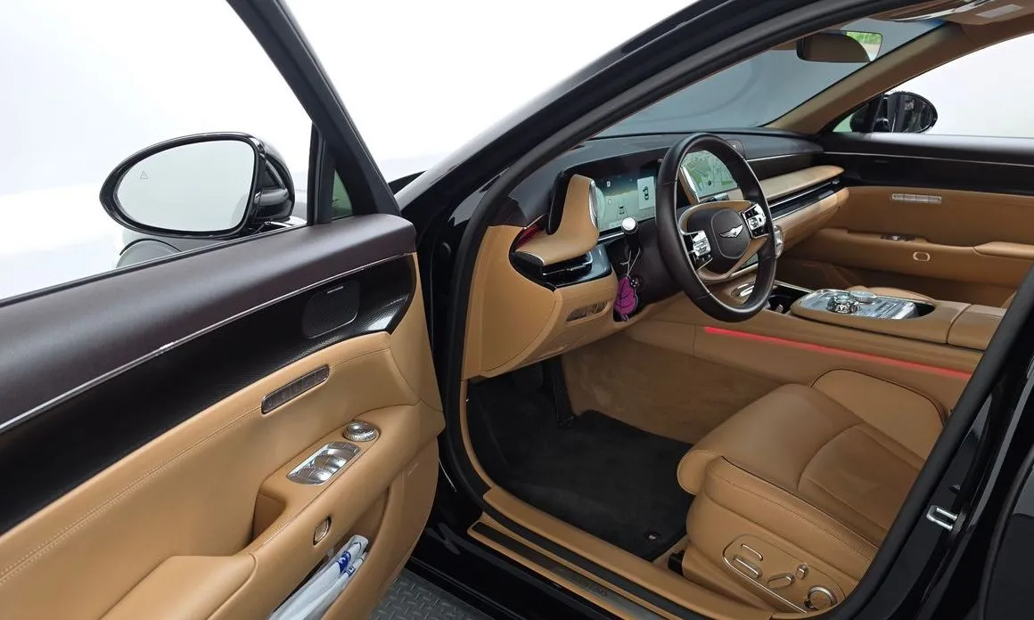 Genesis G90 — фото 10