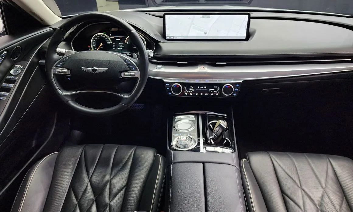 Genesis G80 — фото 10