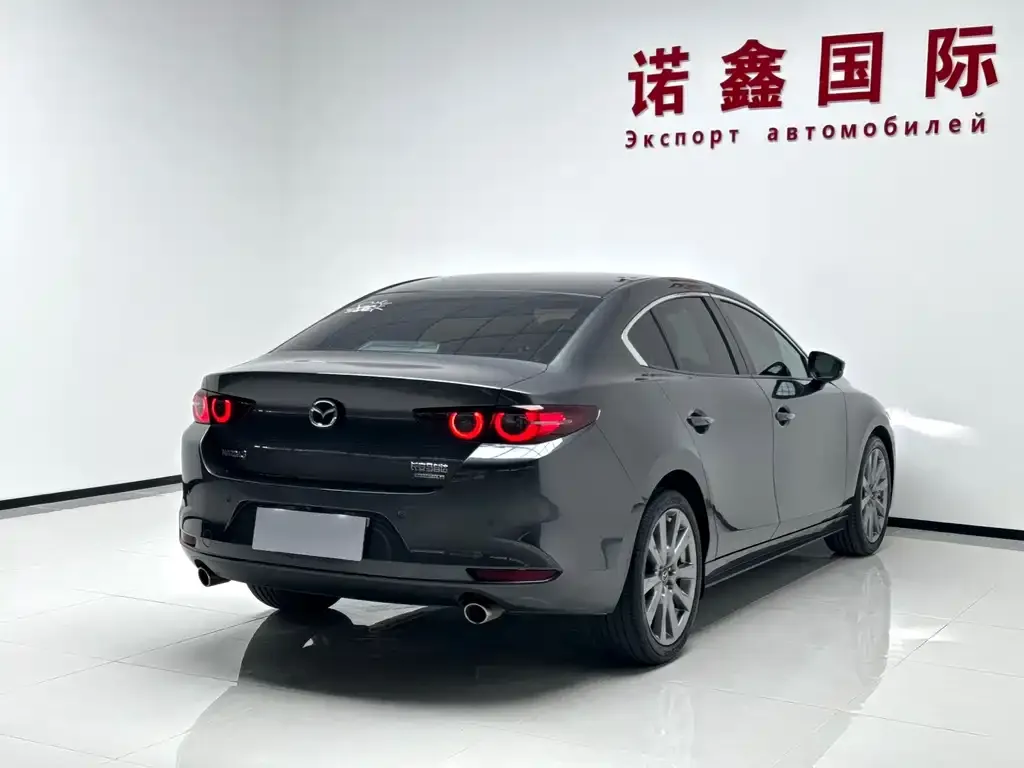 Mazda 3 Axela — фото 2