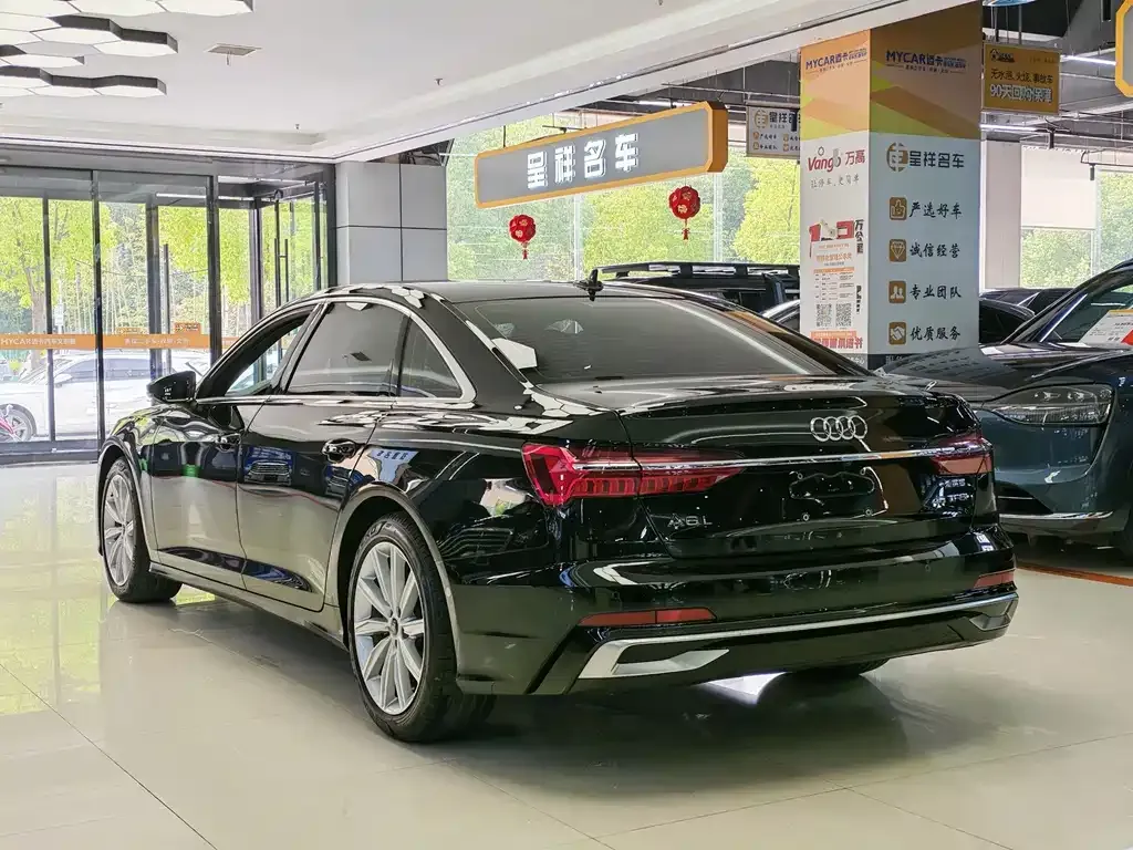 Audi A6L — фото 5