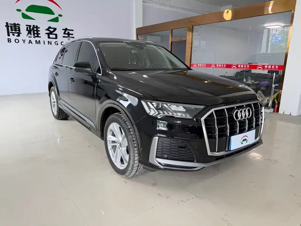 Audi Q7 — фото 2
