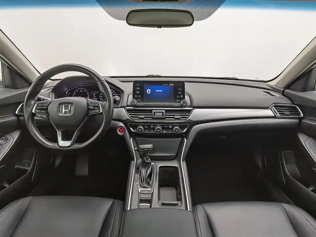 Honda Inspire — фото 8