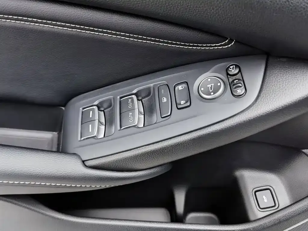 Honda Inspire — фото 9