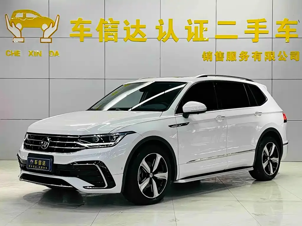 Volkswagen Tiguan L — фото 5