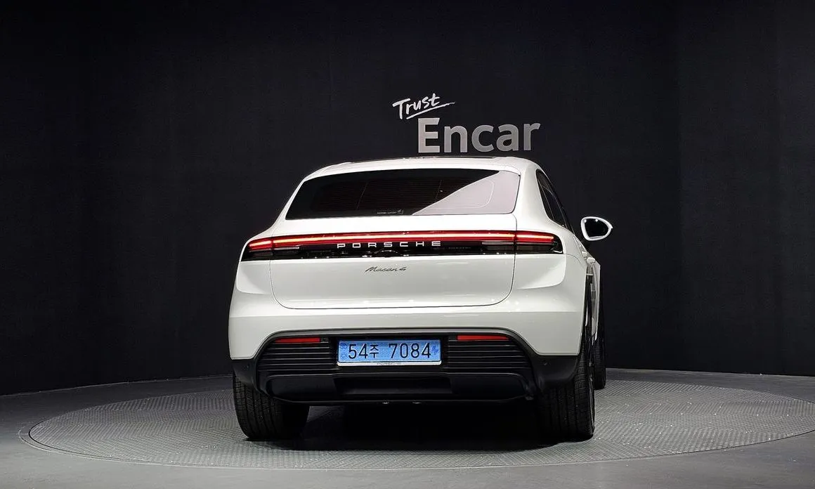 Porsche Macan — фото 3