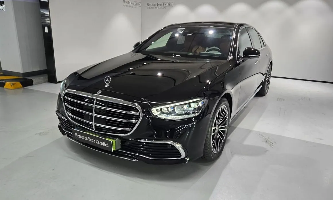 Mercedes-Benz S-Class S350 d 4MATIC 1