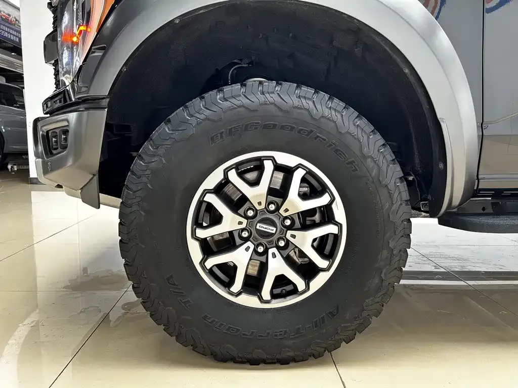 Ford F-150 Raptor — фото 6
