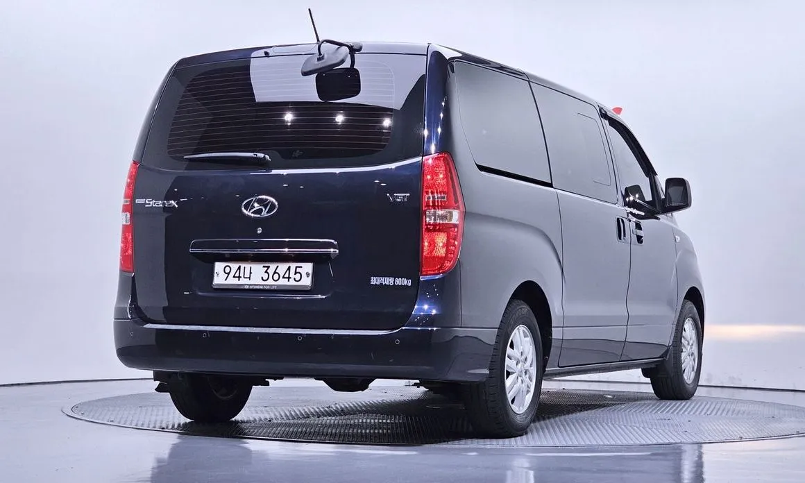 Hyundai Starex — фото 6