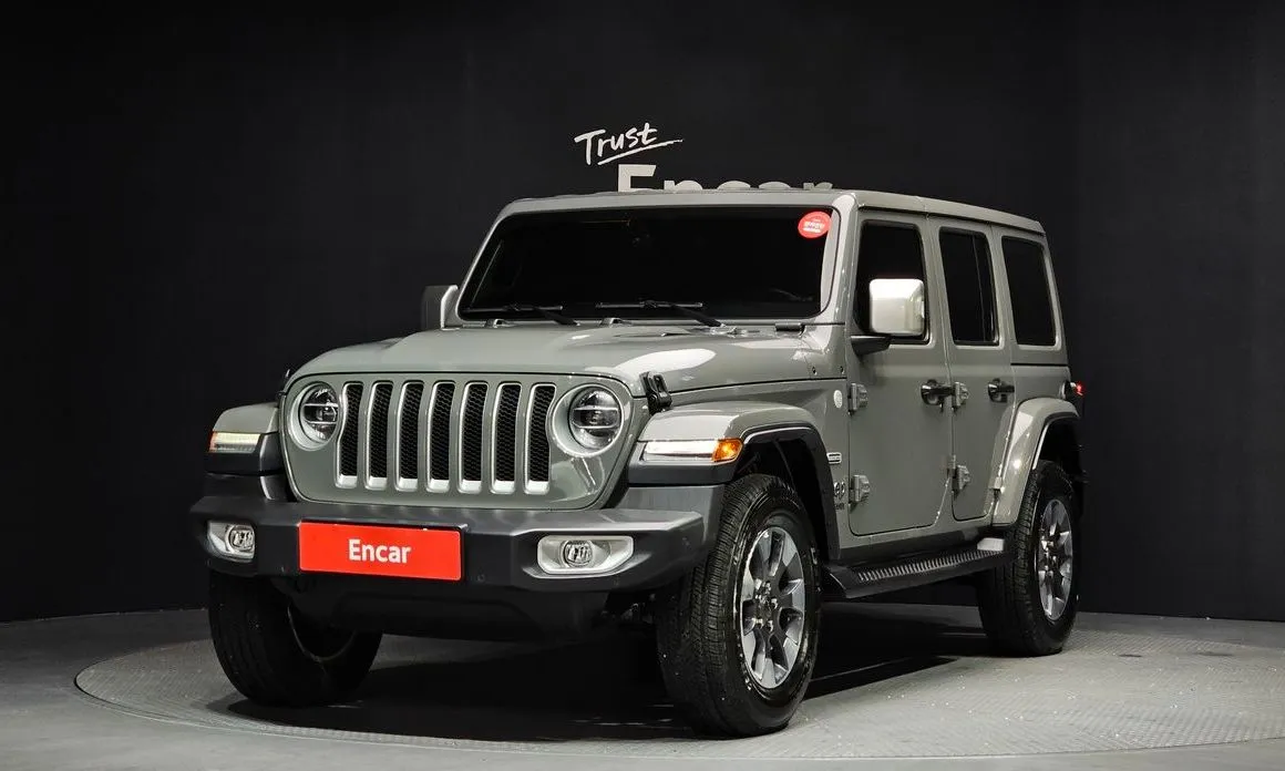 Jeep Wrangler — фото 1