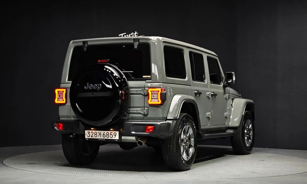 Jeep Wrangler — фото 5