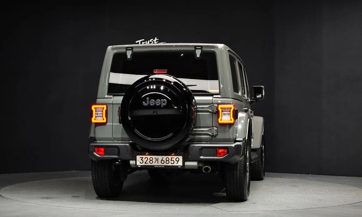 Jeep Wrangler — фото 4