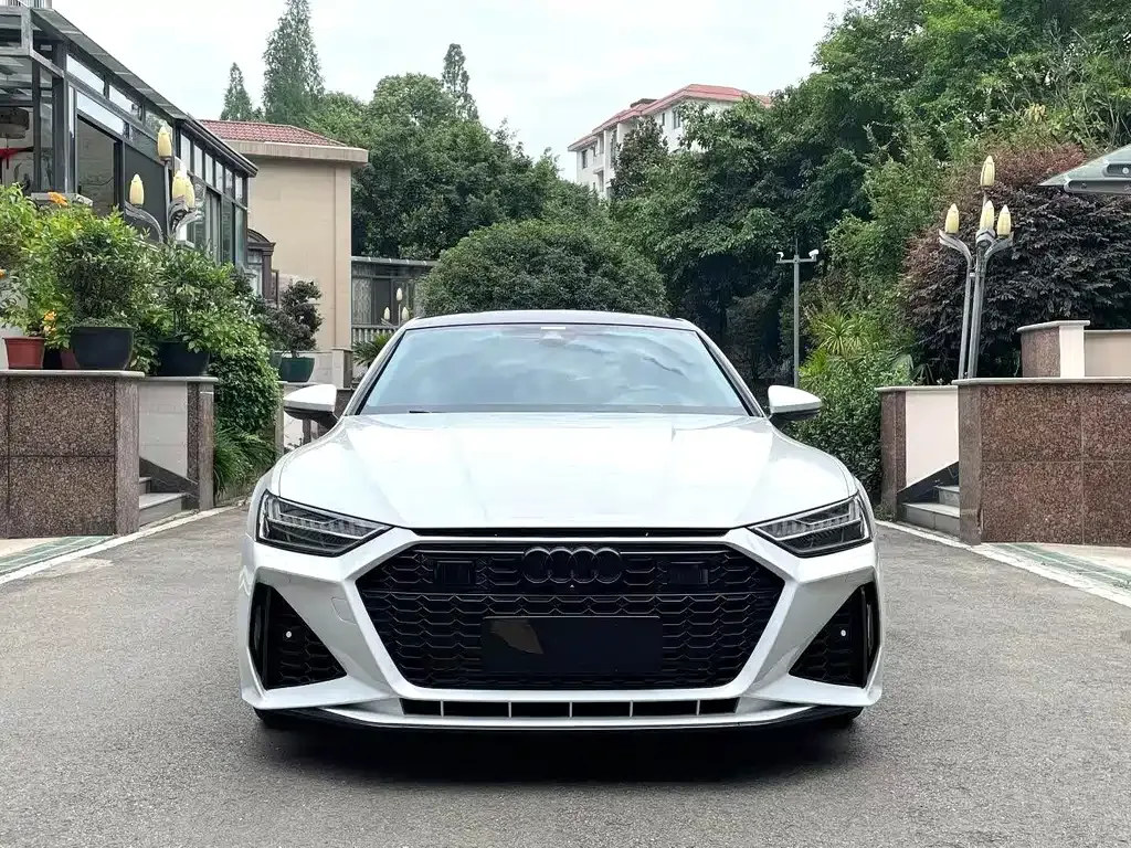 Audi A7L — фото 8