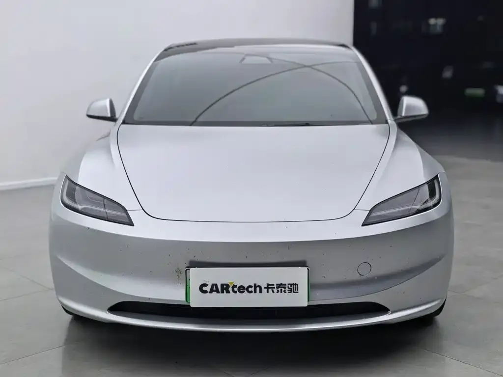 Tesla Model 3 — фото 2