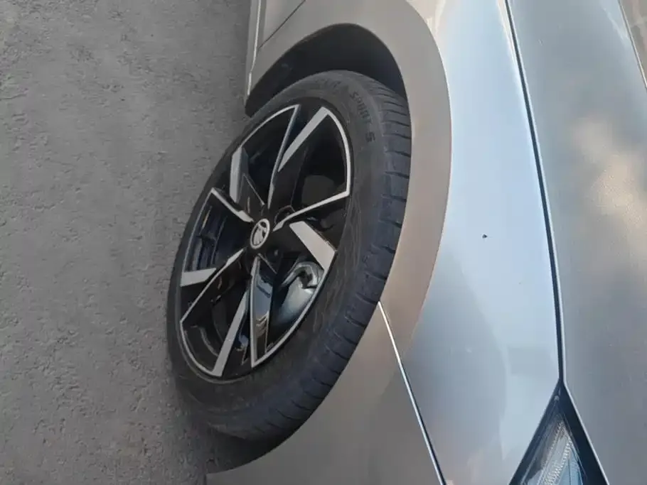 Skoda Octavia — фото 3