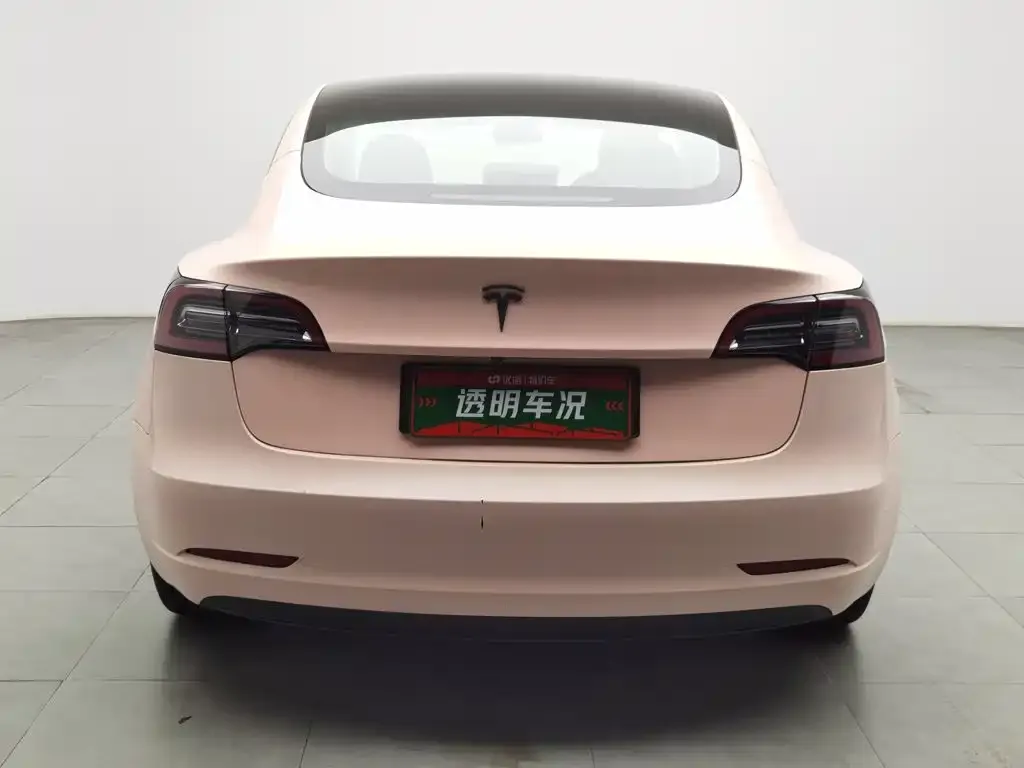 Tesla Model 3 — фото 2
