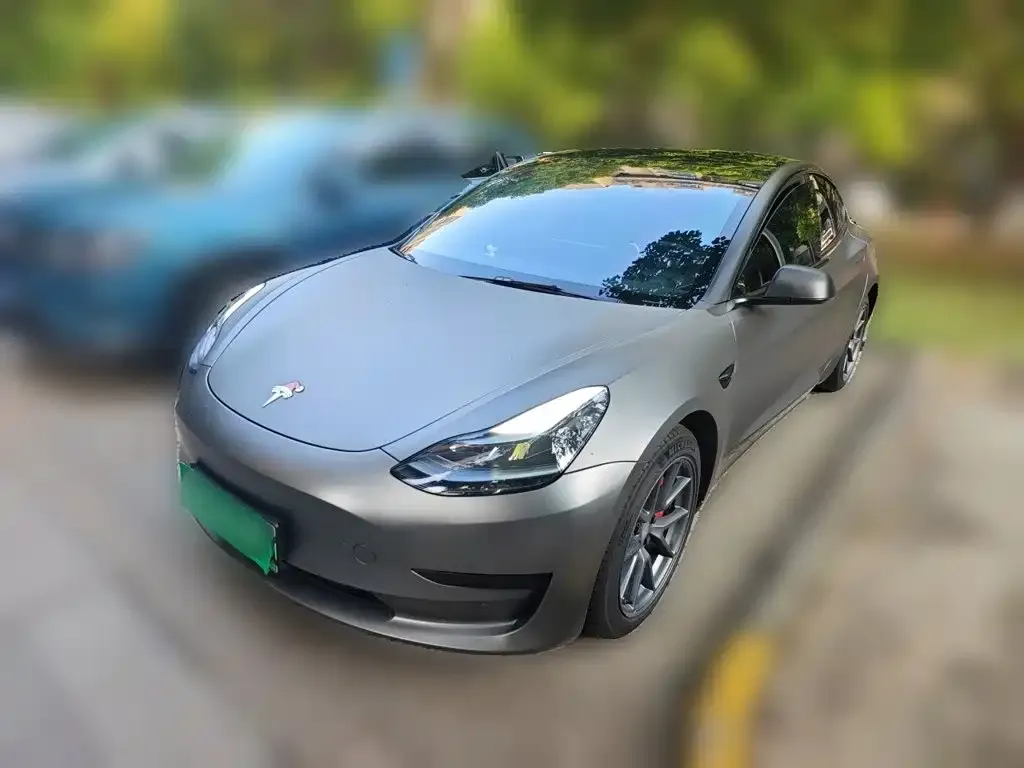 Tesla Model 3 — фото 8