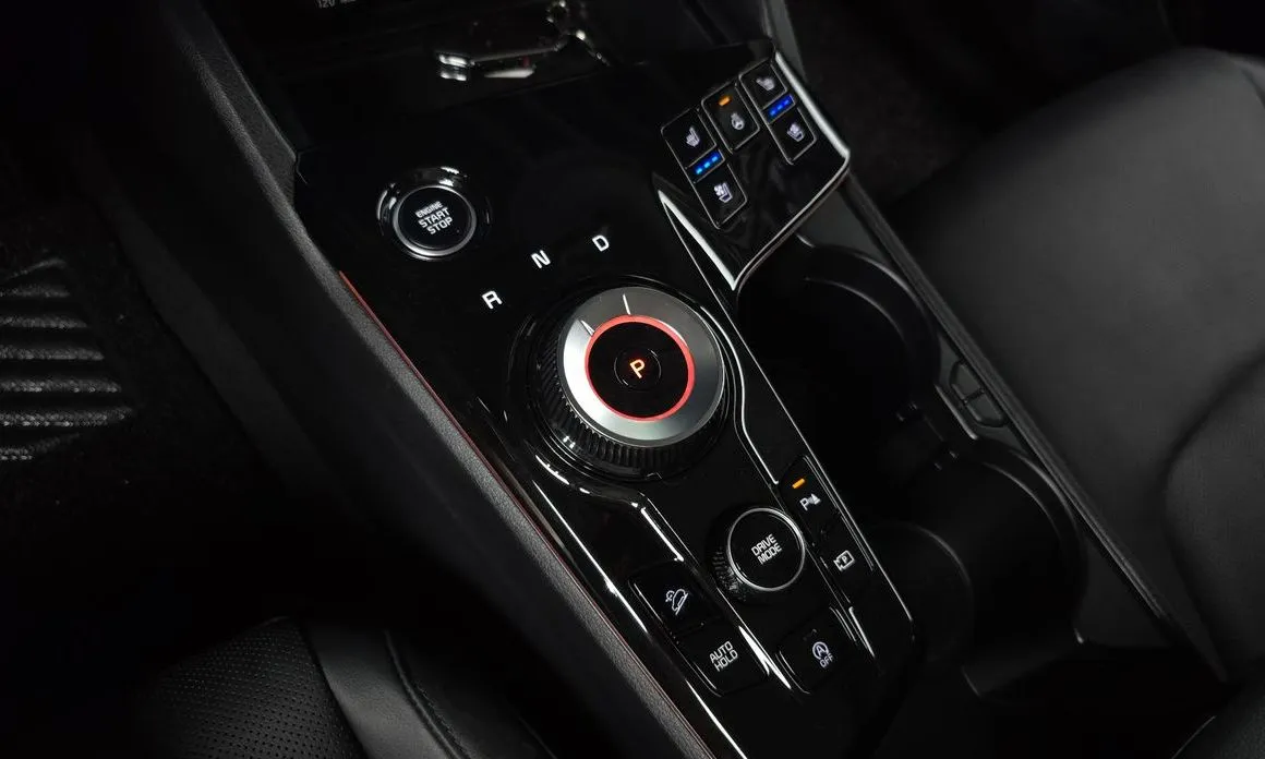 Kia Sportage — фото 8